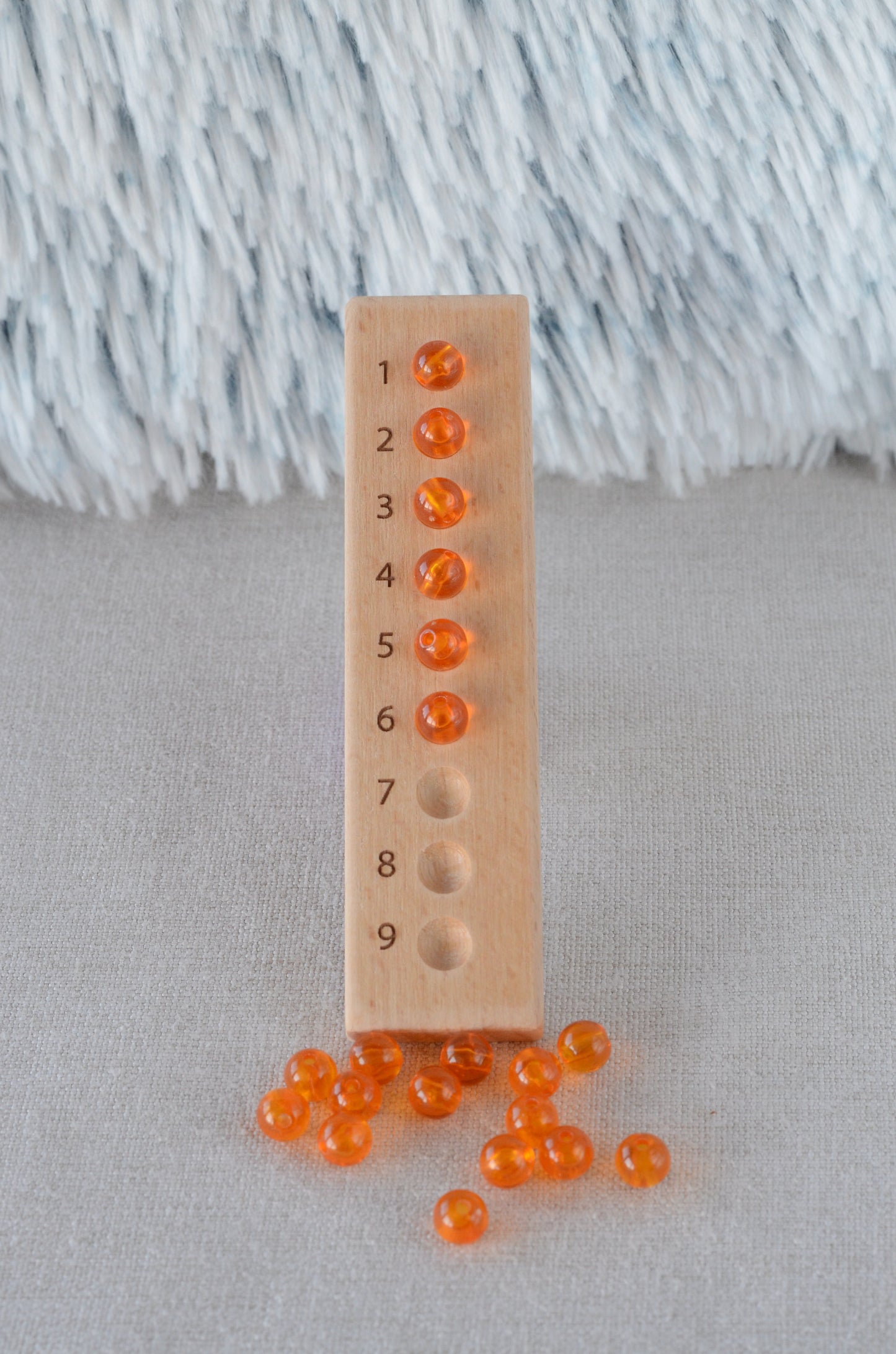 Unit base / learn 1-9 / Montessori decimal system