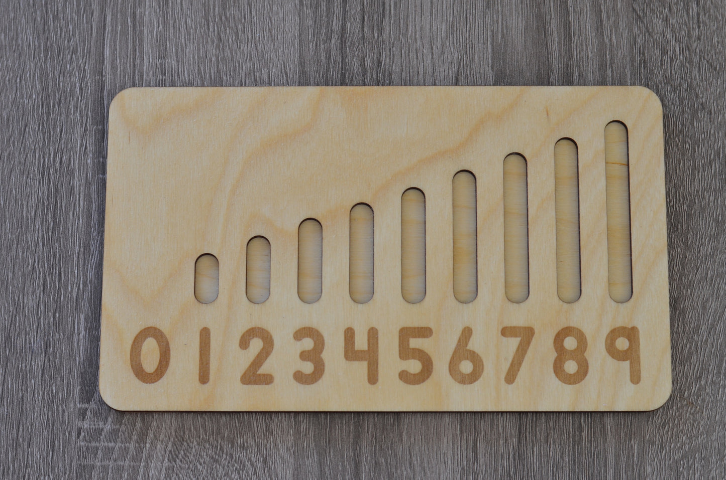 Montessori learning numbers 0-9 bead bars and number board