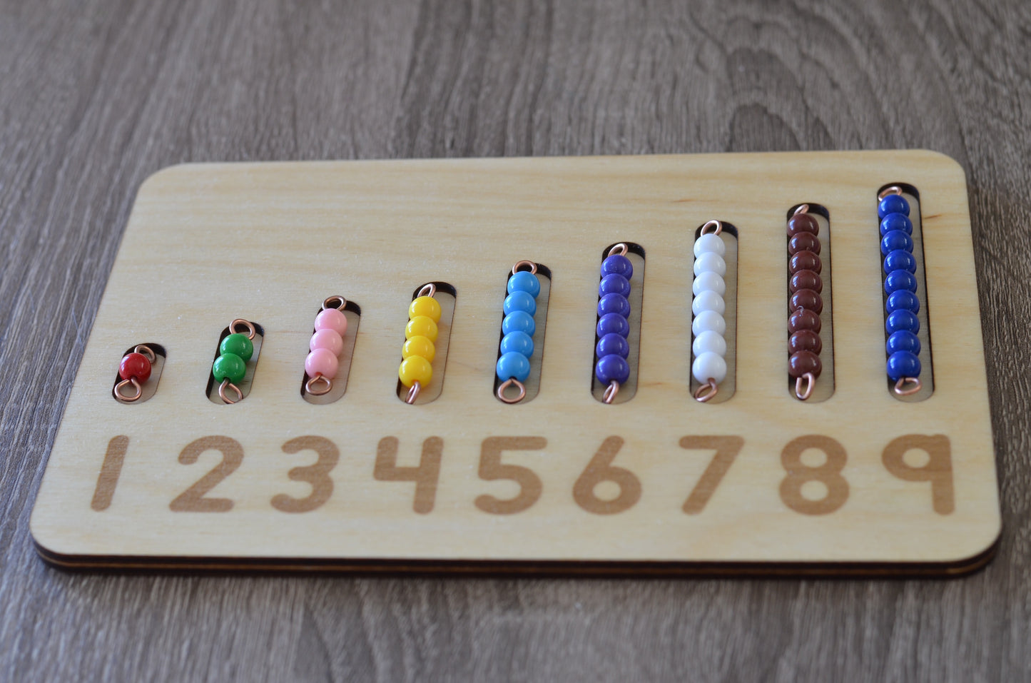 Montessori learning numbers 1-9 bead bars and number board
